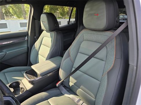 New 2026 GMC Terrain AT4 w/ Convenience Package III image 21