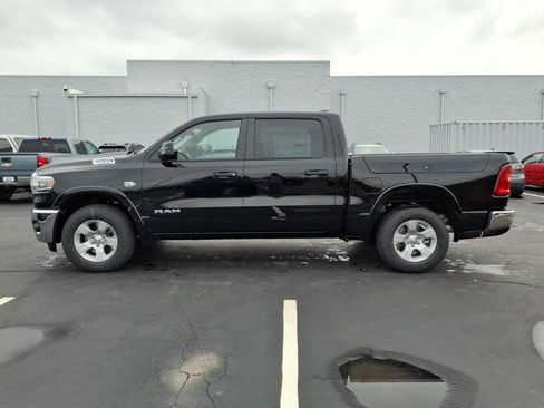 New 2026 RAM 1500 Big Horn AWD/4WD image 3