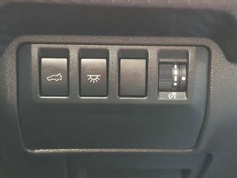 Certified 2025 Subaru Ascent Premium image 17