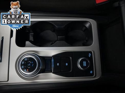 Certified 2022 Ford Explorer XLT image 25