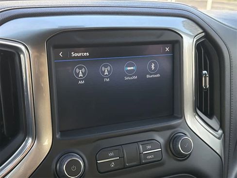 Used 2022 Chevrolet Silverado 2500 LT w/ Fleet Comfort Package image 18