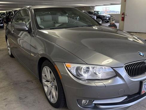 Used 2011 BMW 328i Convertible RWD image 2