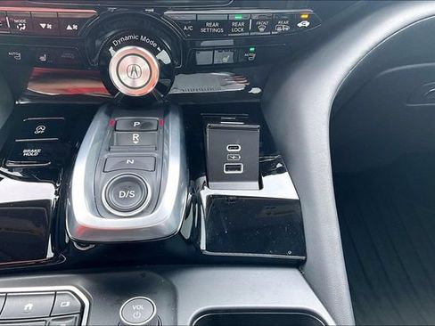 Used 2023 Acura MDX FWD w/ Technology Package image 32