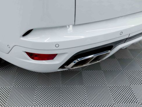 Used 2022 Land Rover Range Rover Sport SVR AWD/4WD image 30