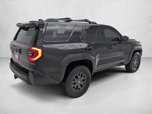 Used 2025 Toyota 4Runner SR5 AWD/4WD image 5