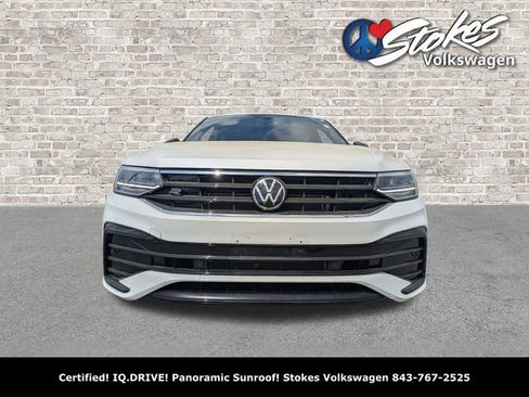 Certified 2023 Volkswagen Tiguan SE R-Line image 9