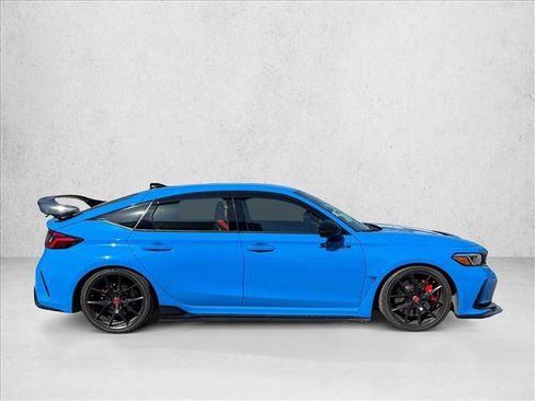 Used 2023 Honda Civic Type R image 4