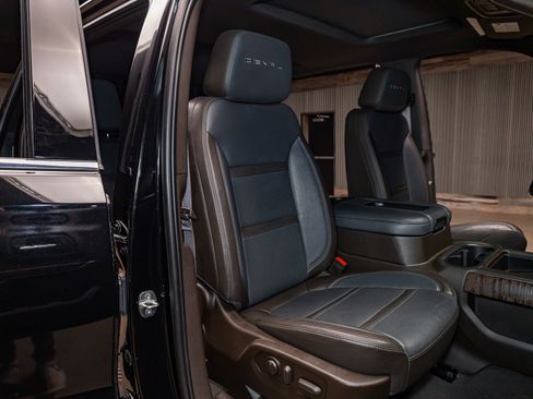 Used 2021 GMC Sierra 1500 Denali w/ Denali Premium Package image 26