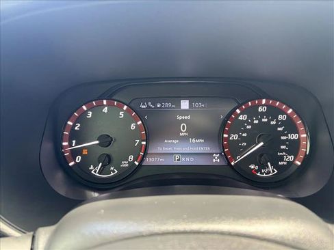 Used 2022 Nissan Frontier PRO-4X w/ Pro-4X Premium Package AWD/4WD image 7