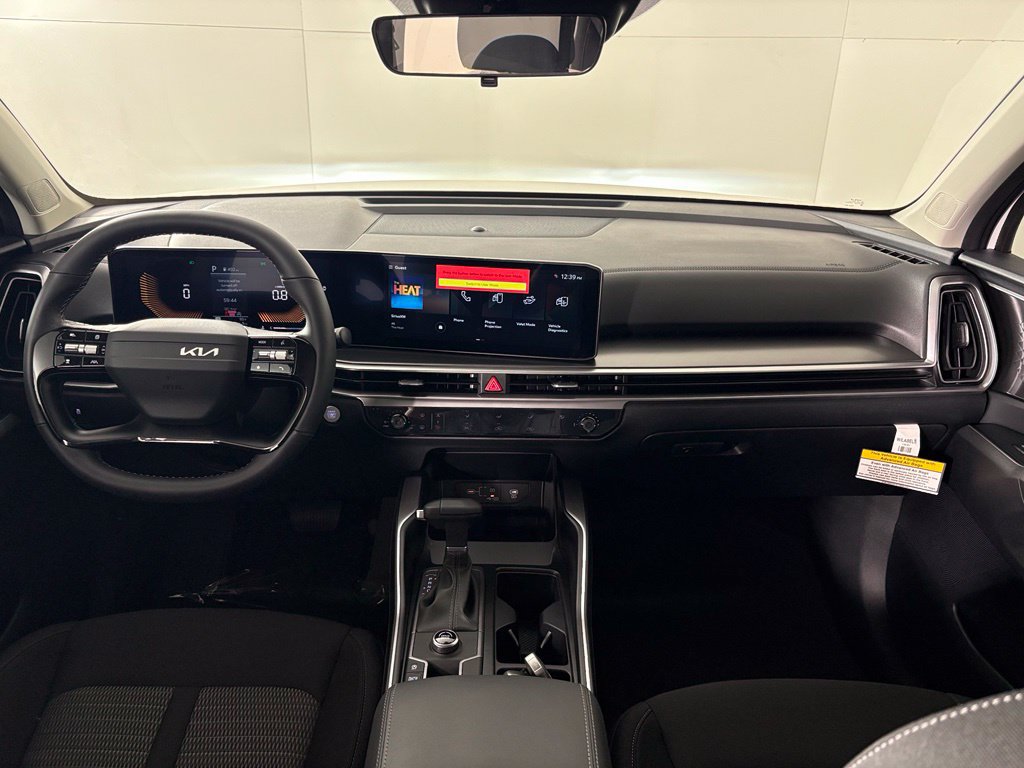 New 2026 Kia Sorento LX FWD image 38