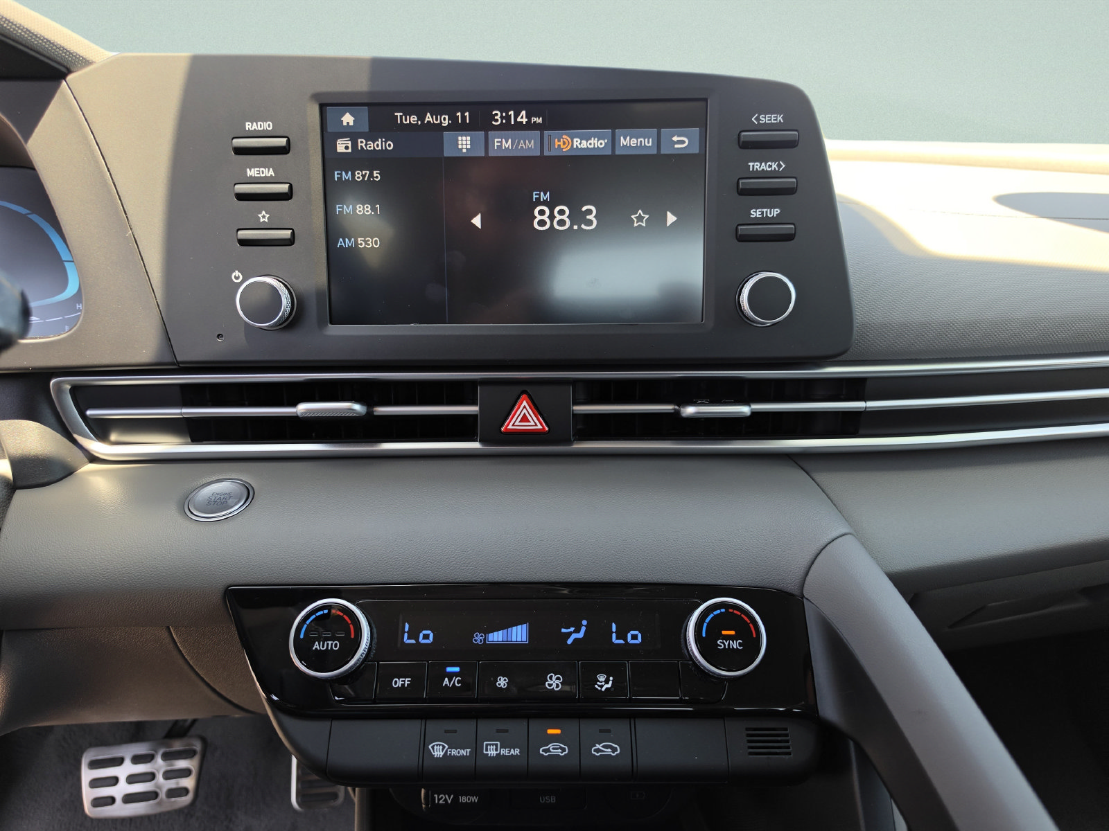 New 2026 Hyundai Elantra Sport FWD image 21