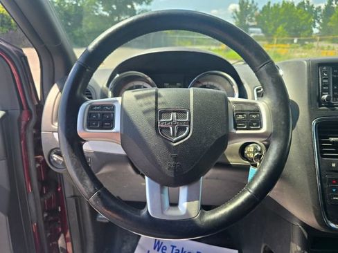 Used 2017 Dodge Grand Caravan GT FWD image 26