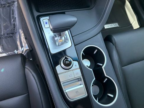 Used 2026 Genesis G70 2.5T RWD image 34