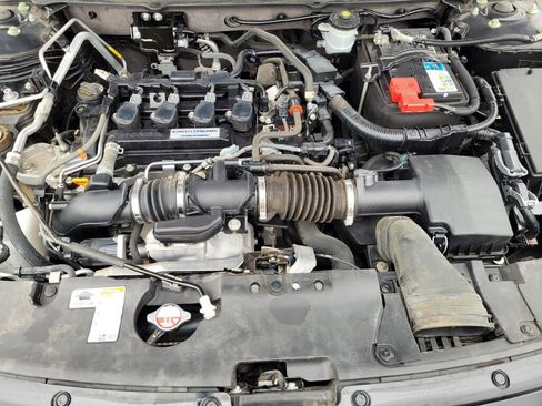 Certified 2019 Honda Accord EX image 9