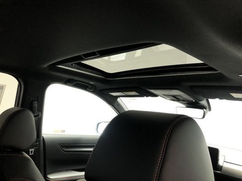 Used 2025 Honda CR-V Sport-L image 13