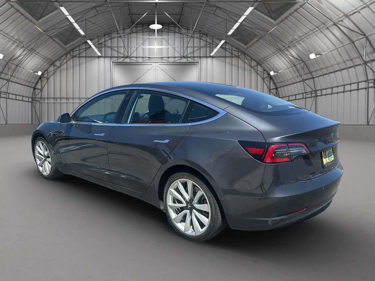 Used 2018 Tesla Model 3 Long Range RWD image 6
