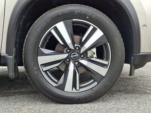 Certified 2023 Nissan Rogue SL w/ SL Premium Package AWD/4WD image 9