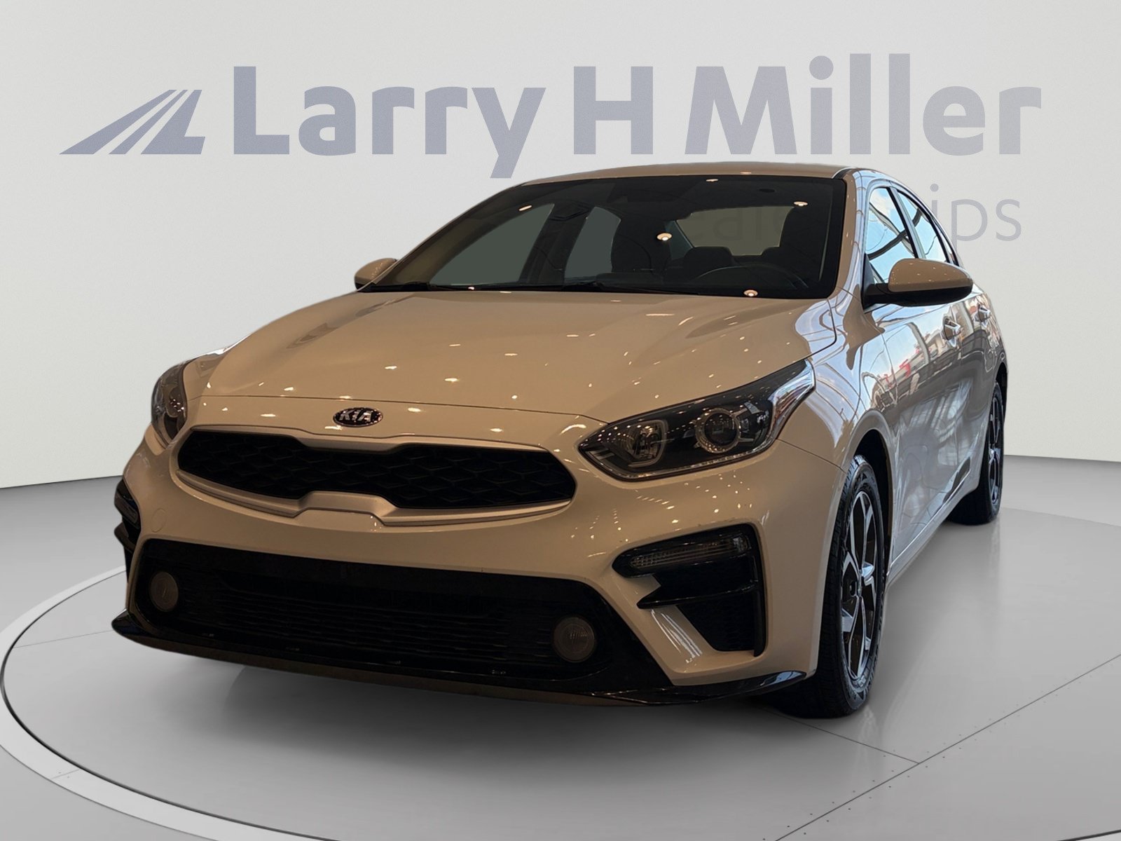 Used 2021 Kia Forte LXS FWD image 1