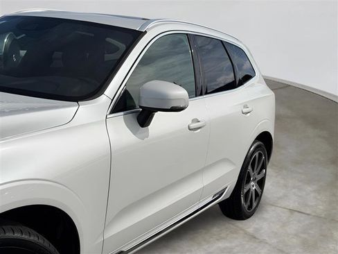 Used 2019 Volvo XC60 T5 Inscription w/ Protection Package FWD image 13
