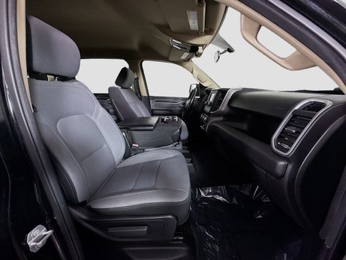 Used 2019 RAM 1500 Big Horn image 29