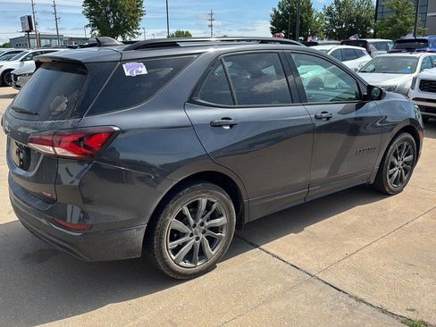 Used 2022 Chevrolet Equinox RS FWD image 5
