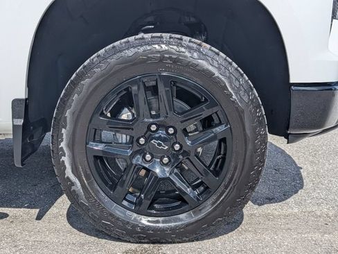 Used 2025 Chevrolet Silverado 1500 LT Trail Boss w/ LT Trail Boss Premium Package AWD/4WD image 10