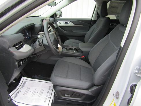 New 2026 Ford Explorer Active AWD/4WD image 23