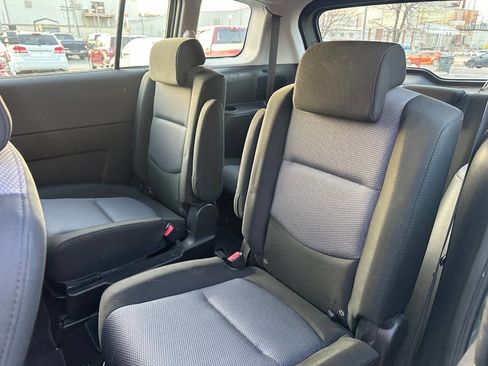 Used 2006 MAZDA MAZDA5 Sport w/ Popular Equipment Pkg image 12