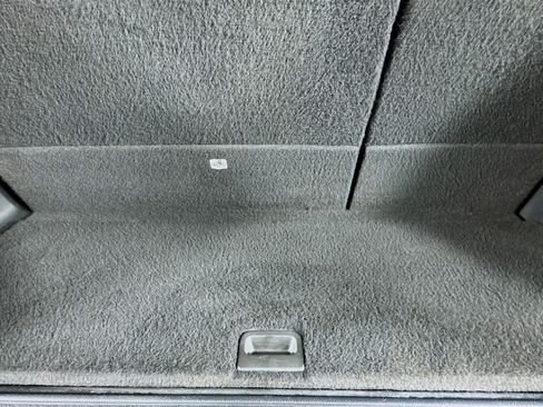 Used 2017 Ford Expedition XLT w/ Equipment Group 202A AWD/4WD image 52