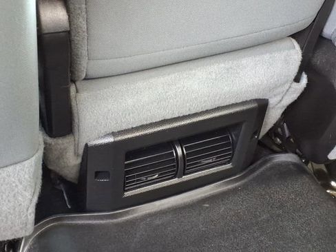 Used 2019 RAM 1500 Classic SLT w/ Luxury Group AWD/4WD image 8