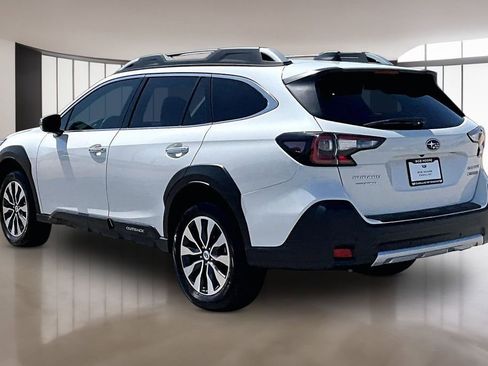 Used 2025 Subaru Outback Touring XT AWD/4WD image 12