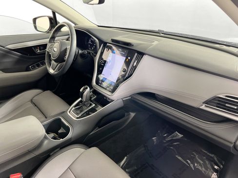 Used 2022 Subaru Outback Limited image 28