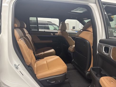 New 2026 Hyundai Santa Fe Limited image 24