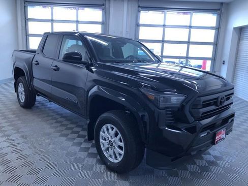 New 2026 Toyota Tacoma SR5 AWD/4WD image 7