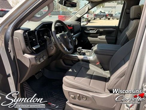 New 2026 Chevrolet Silverado 1500 LTZ w/ LTZ Premium Package AWD/4WD image 9