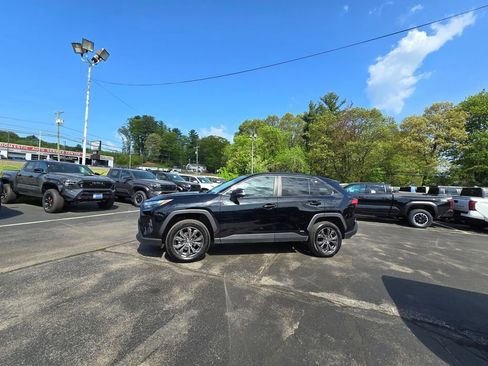 Certified 2023 Toyota RAV4 XLE Premium AWD/4WD image 3