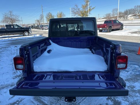 New 2026 Jeep Gladiator Sport image 40