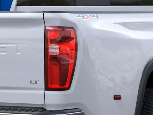 New 2026 Chevrolet Silverado 3500 LT w/ Texas Edition AWD/4WD image 11