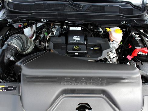 Used 2024 RAM 3500 Laramie w/ Sport Appearance Package image 18