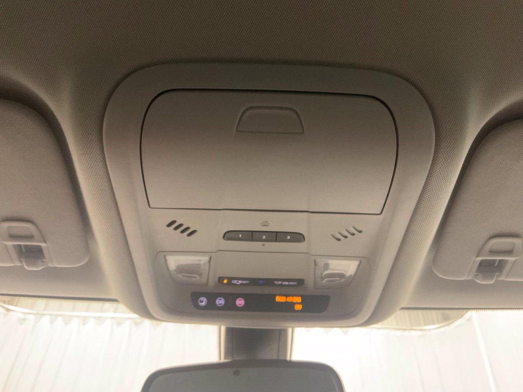 Used 2019 Chevrolet Blazer LT FWD image 27