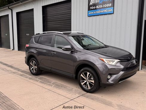 Used 2016 Toyota RAV4 XLE FWD image 14