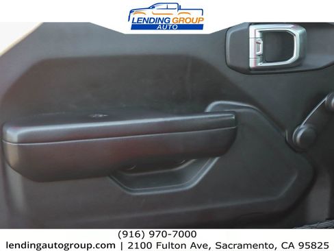 Used 2018 Jeep Wrangler Unlimited Sport image 19