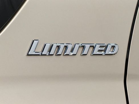 Used 2006 Toyota Sequoia Limited AWD/4WD image 43