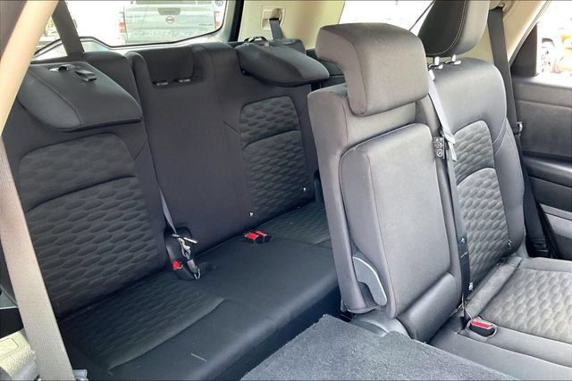 Certified 2025 Nissan Pathfinder SV AWD/4WD image 34