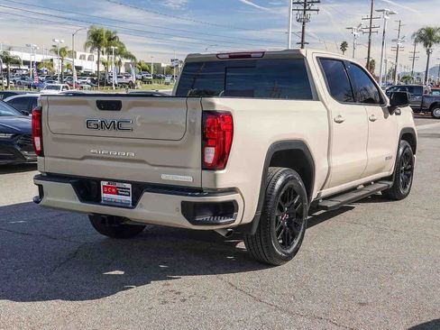 Used 2022 GMC Sierra 1500 Elevation w/ Elevation Premium Package image 4