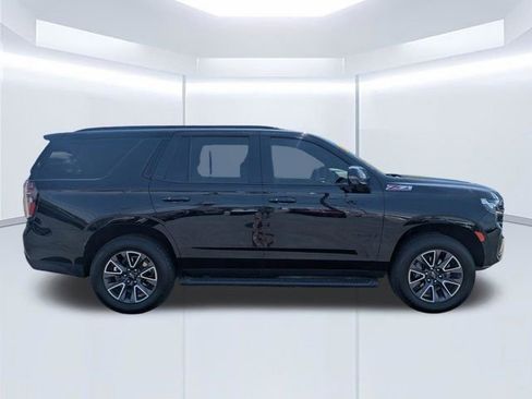 Used 2023 Chevrolet Tahoe Z71 w/ Luxury Package image 2