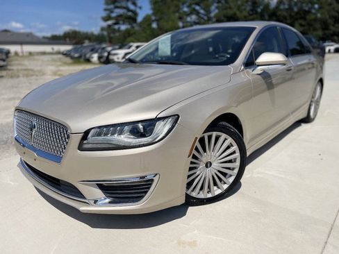Used 2017 Lincoln MKZ Reserve w/ Climate Package AWD/4WD image 3