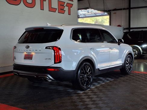 Used 2021 Kia Telluride SX w/ SX Prestige Package image 8