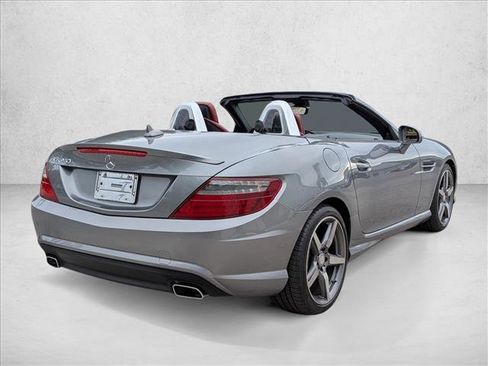 Used 2015 Mercedes-Benz SLK 250 image 5