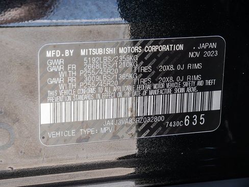 Used 2024 Mitsubishi Outlander FWD image 32